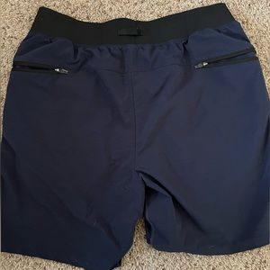 Men’s fabletics navy short